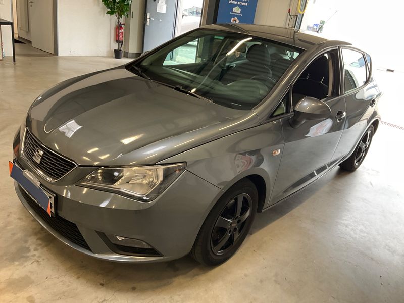 Seat Ibiza 1.6 TDI Stylance / Style 2014 – снимка 1