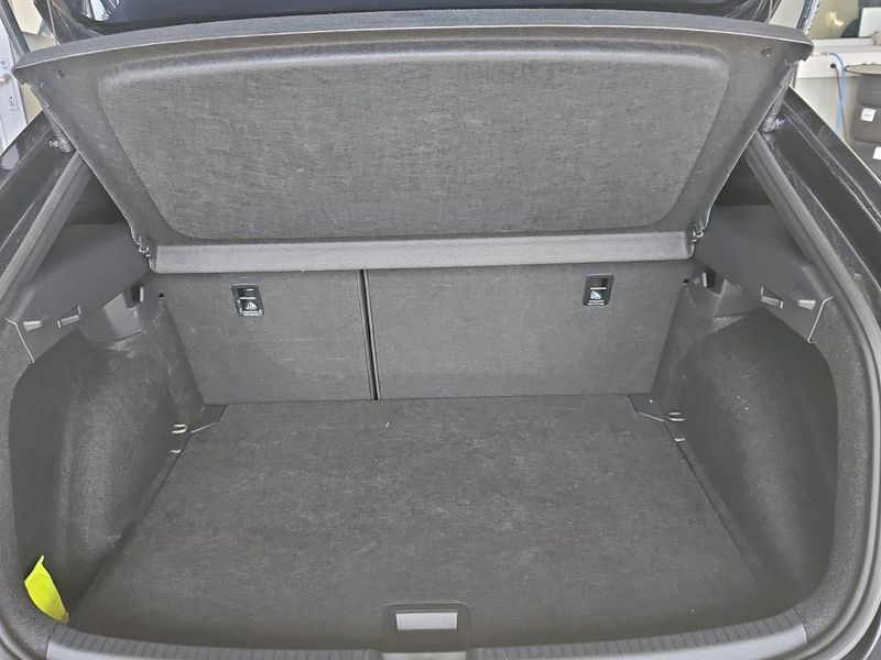 Volkswagen Taigo 1.0 TSI Move — zdjęcie 19