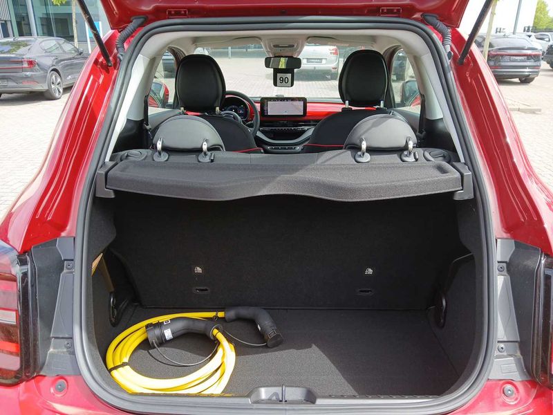 Fiat 500e electric drive 70 kW Red — zdjęcie 9