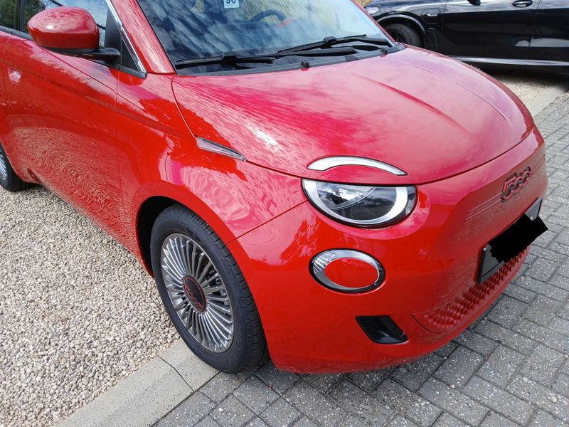 Fiat 500e electric drive 70 kW Red — zdjęcie 6