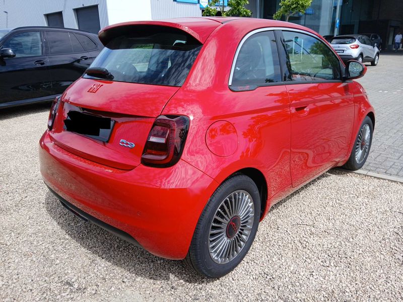 Fiat 500e electric drive 70 kW Red — zdjęcie 5