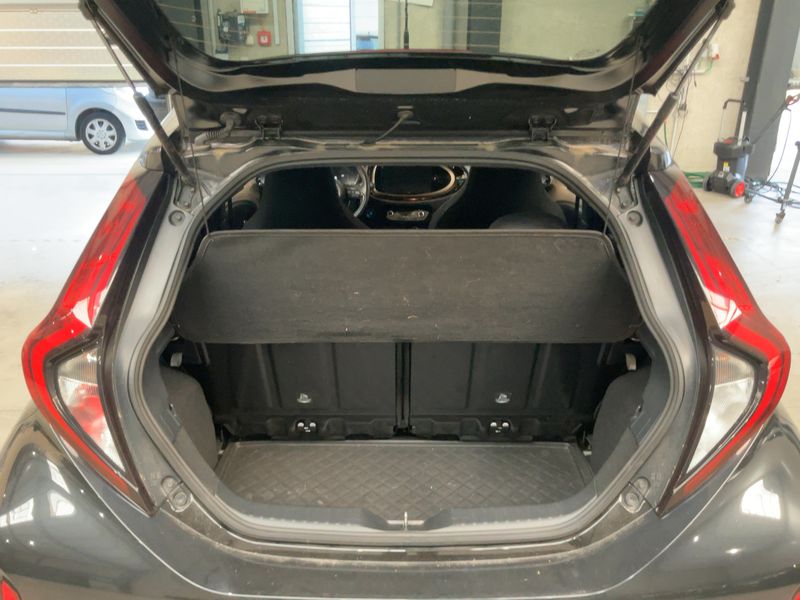 Toyota Aygo X 1.0 Air Prestige — zdjęcie 10