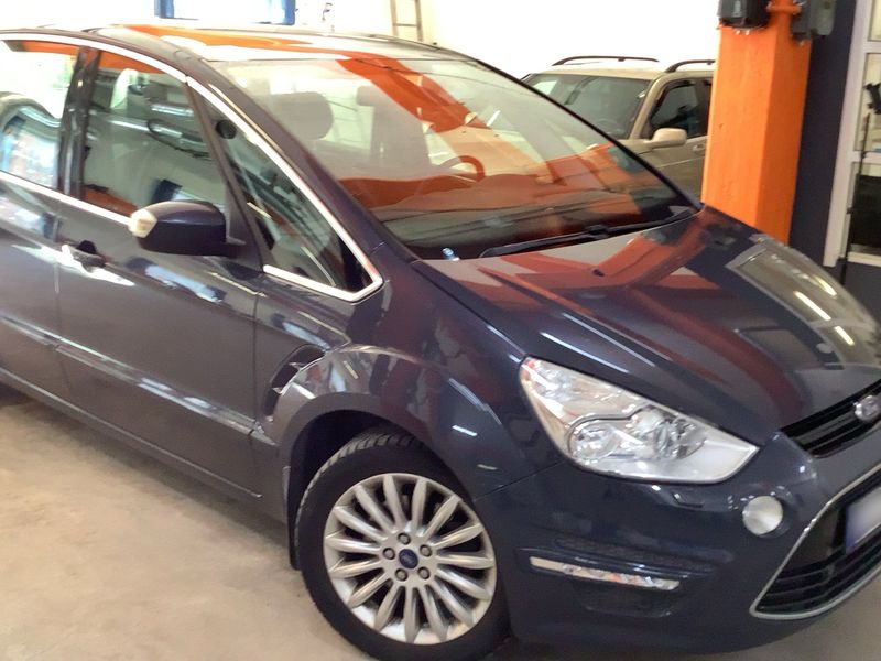 Ford S-Max 2.2 TDCi Titanium — zdjęcie 8