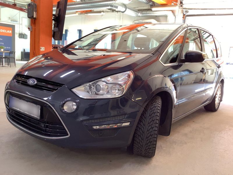 Ford S-Max 2.2 TDCi Titanium