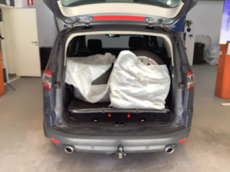 Ford S-Max 2.2 TDCi Titanium — zdjęcie 10