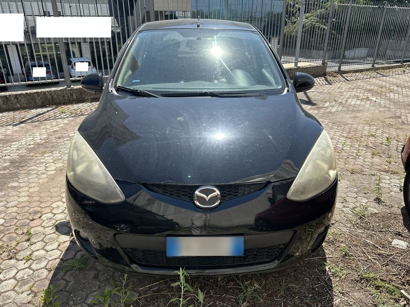 Mazda 2 1.3 Independence — zdjęcie 7