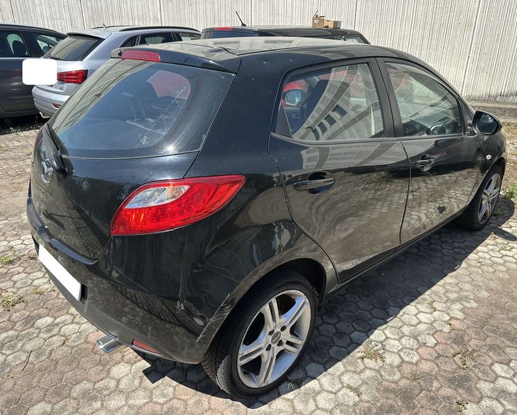 Mazda 2 1.3 Independence — zdjęcie 5