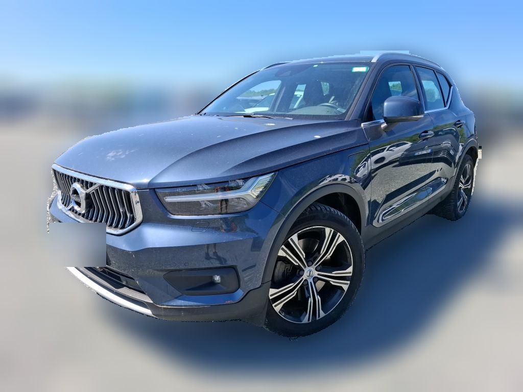 Volvo XC40 2021 — photo 1