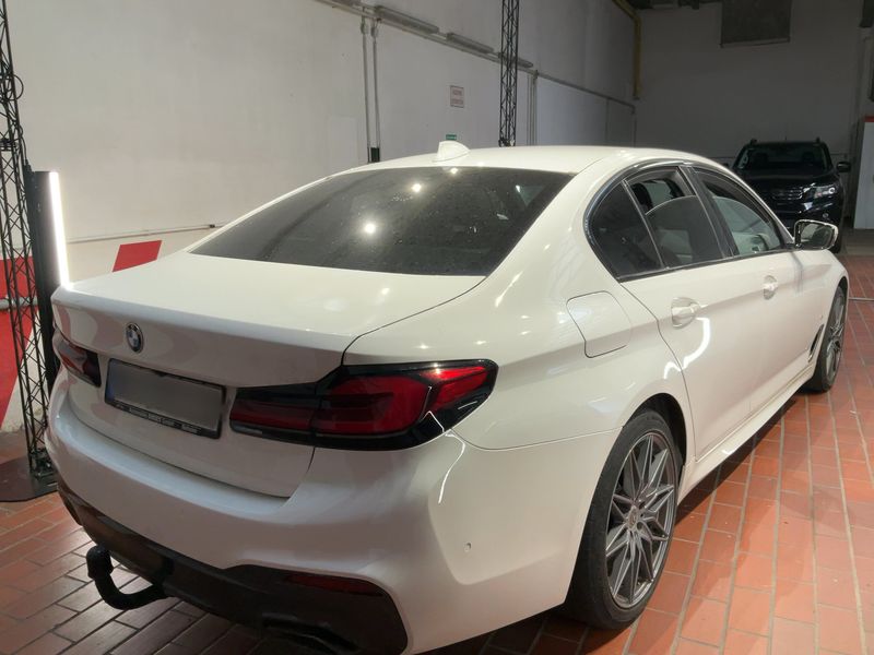 BMW 5er 545e xDrive M Sport 2021 – снимка 8