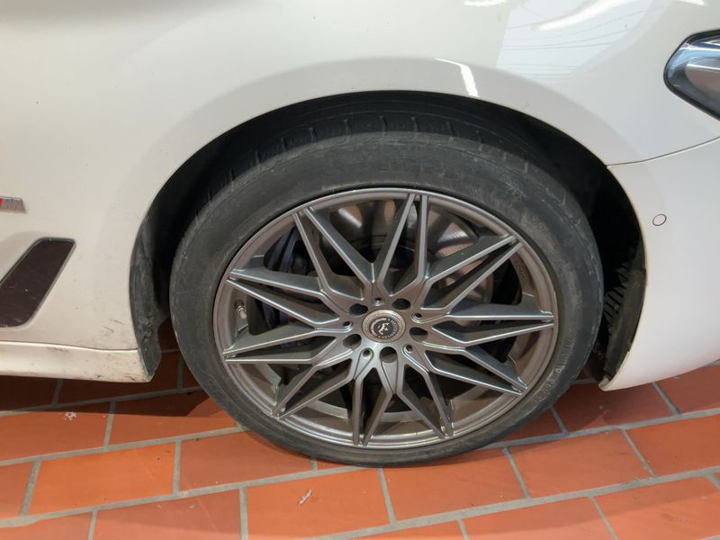 BMW 5er 545e xDrive M Sport 2021 – снимка 11