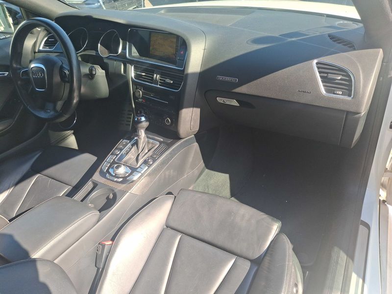 Audi RS 5 4.2 V8 FSI quattro — zdjęcie 11