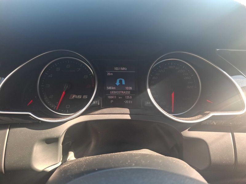 Audi RS 5 4.2 V8 FSI quattro — zdjęcie 12