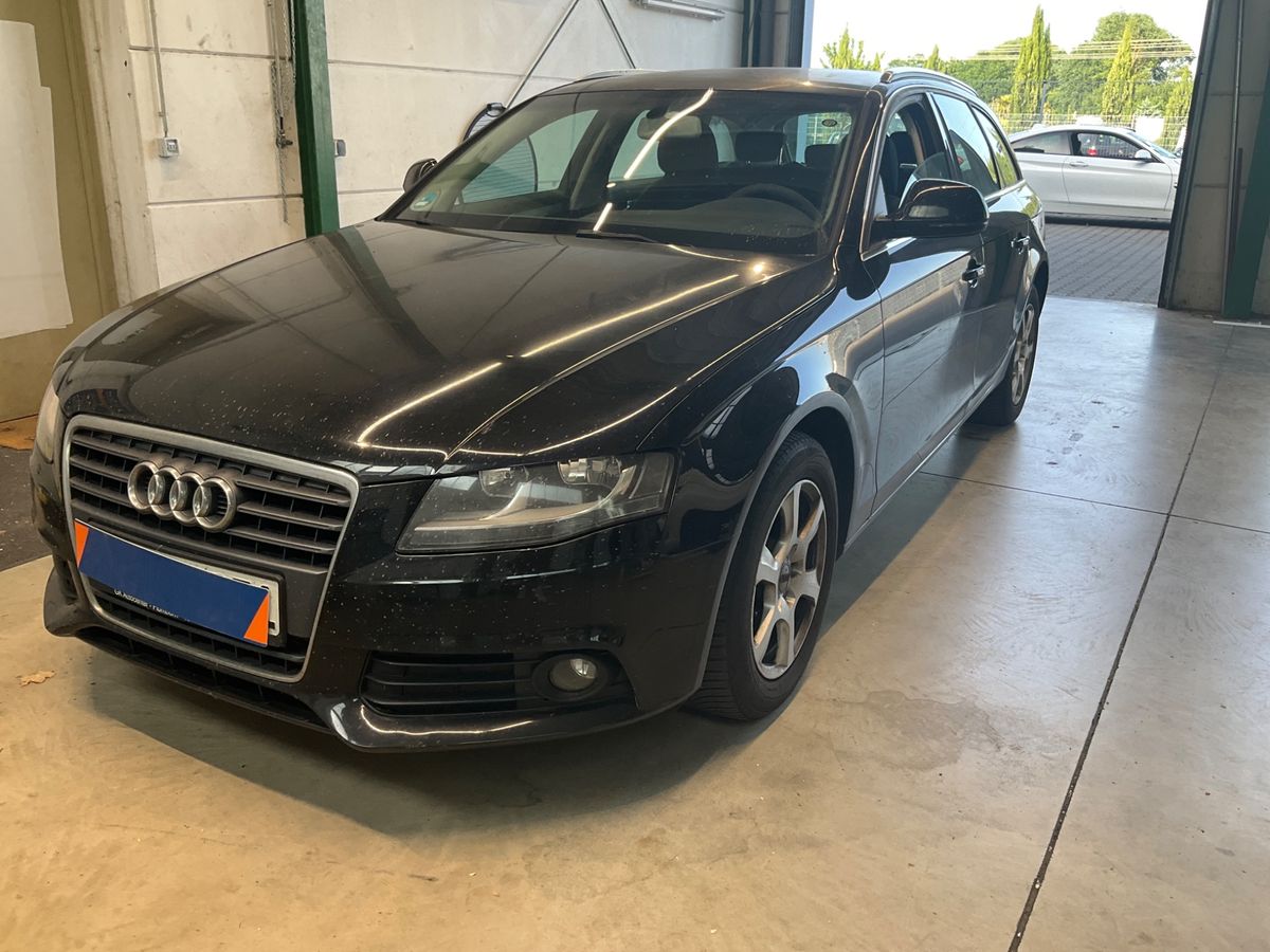 Audi A4 2008 — photo 1