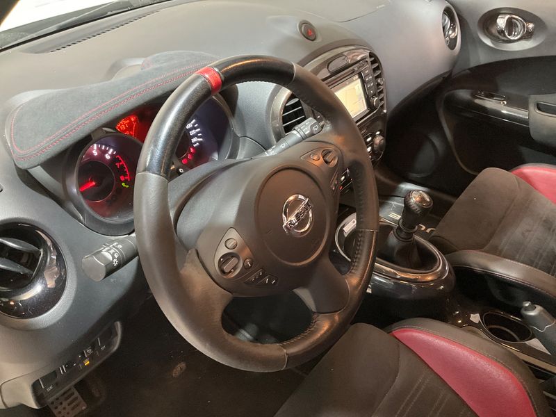 Nissan Juke 1.6 Nismo RS 4x2 30 Aniversario 2015 – снимка 24