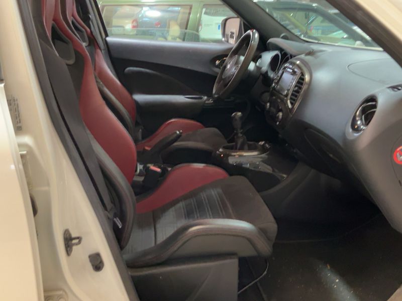 Nissan Juke 1.6 Nismo RS 4x2 30 Aniversario 2015 – снимка 16