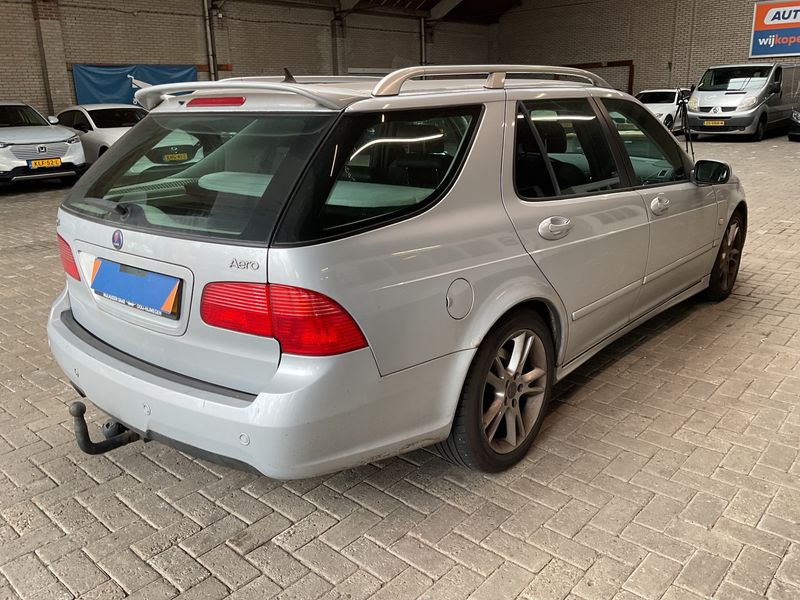 Saab 9-5 2.3 Turbo Aero — zdjęcie 2