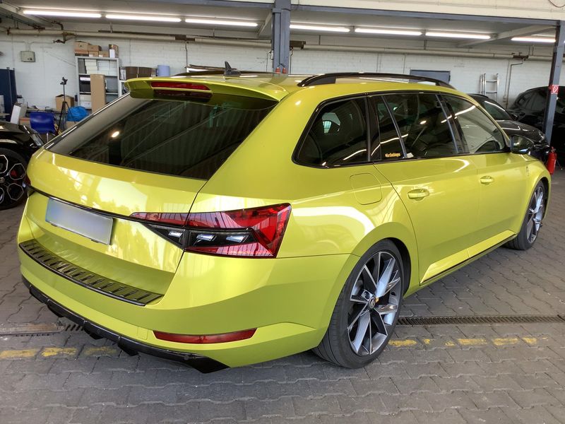 Skoda Superb 2.0 TDI SportLine — zdjęcie 6