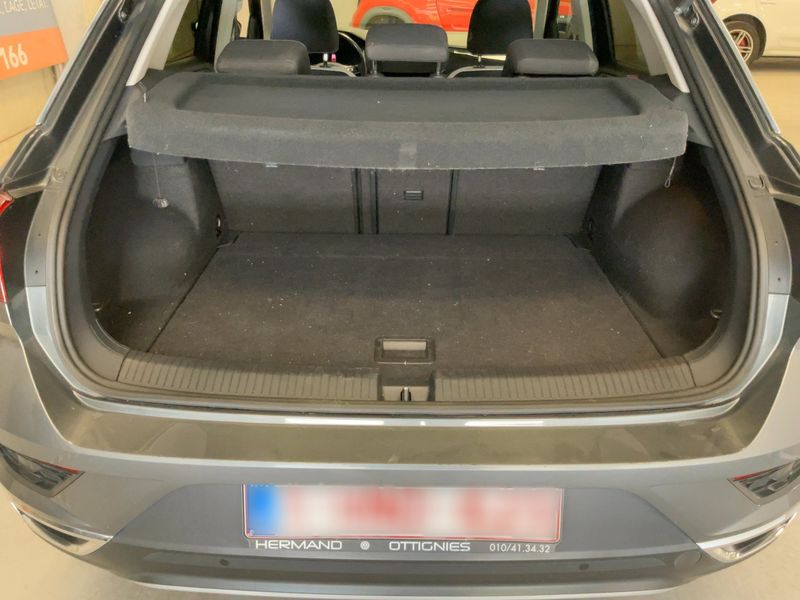 Volkswagen T-Roc 2.0 TDI Sport — zdjęcie 10