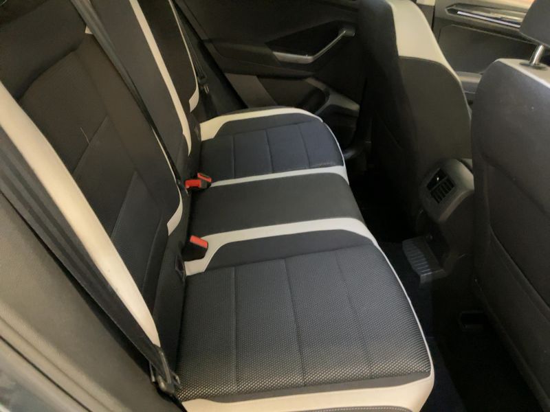 Volkswagen T-Roc 2.0 TDI Sport — zdjęcie 14