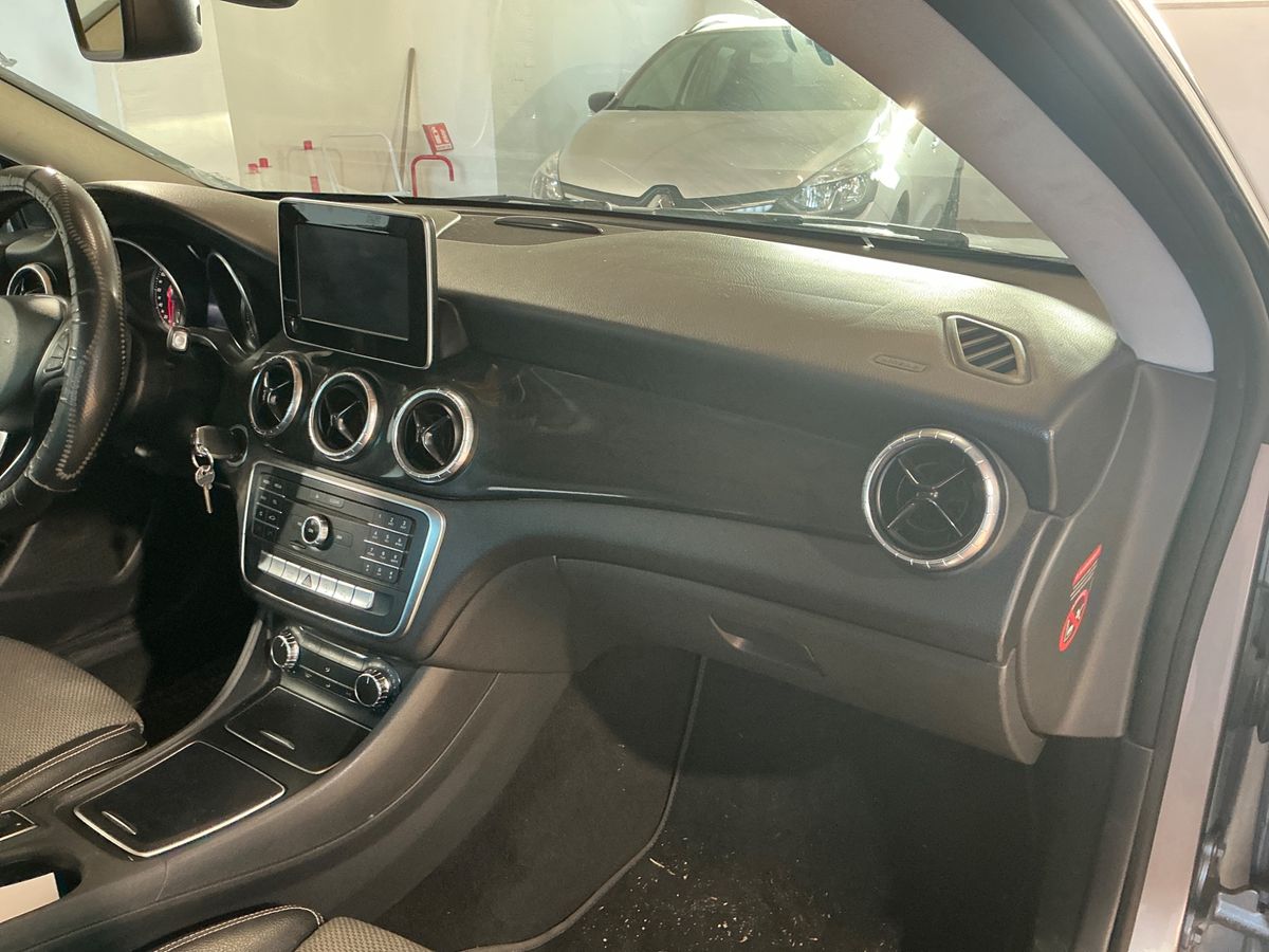 Mercedes-Benz CLA-Klasse 2018 — photo 46