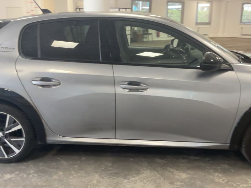 Peugeot 208 1.2 PureTech GT Line 2020 – снимка 10