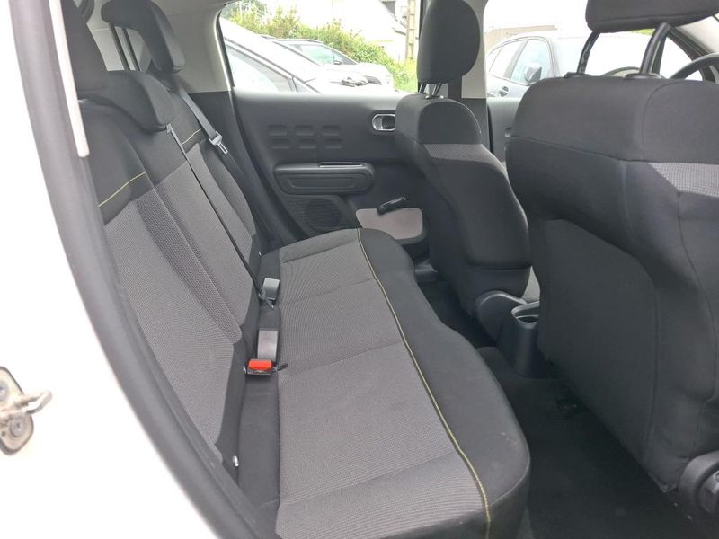 Citroen C3 1.2 PureTech Feel — zdjęcie 12