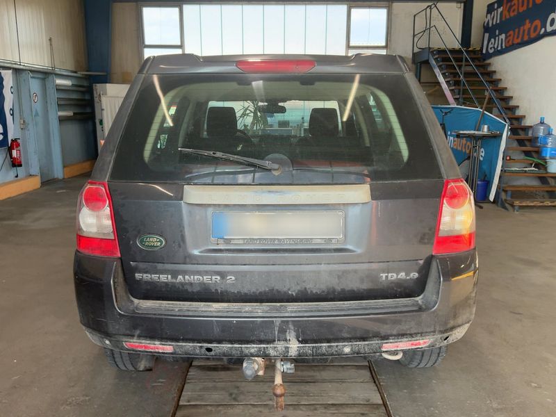 Land Rover Freelander 2.2 Td4 XE Limited Edition — zdjęcie 5