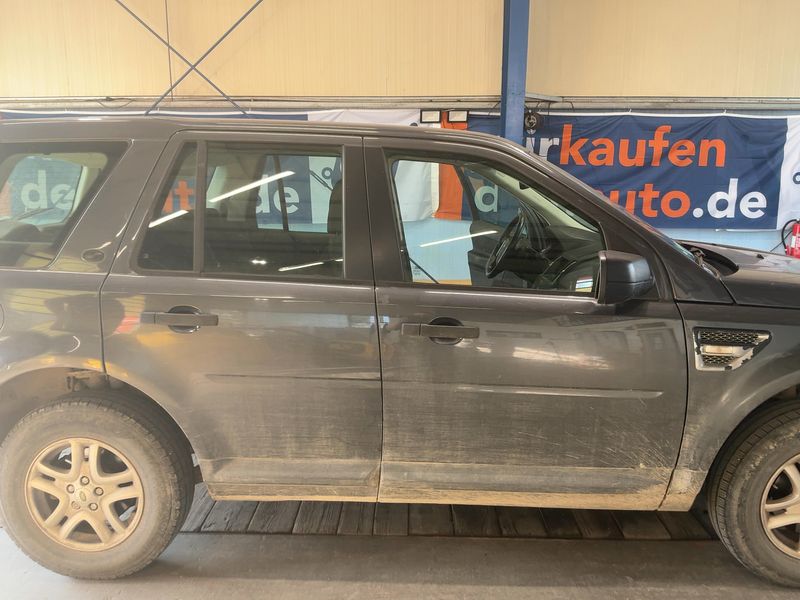 Land Rover Freelander 2.2 Td4 XE Limited Edition — zdjęcie 7