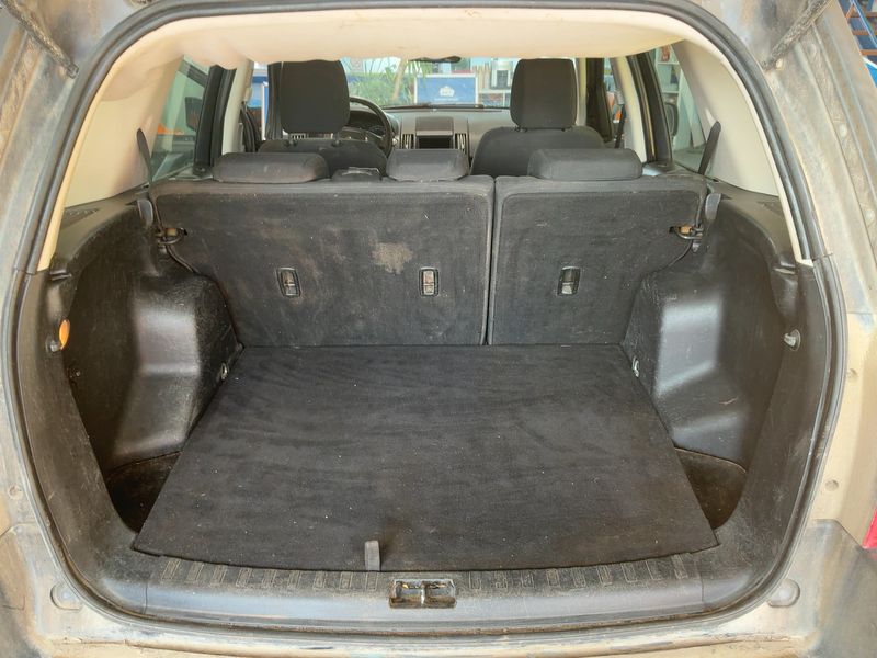 Land Rover Freelander 2.2 Td4 XE Limited Edition — zdjęcie 10
