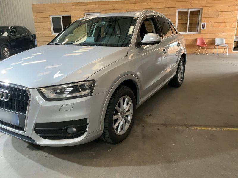 Audi Q3 2.0 TDI Ambition Luxe — zdjęcie 2