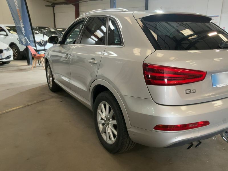 Audi Q3 2.0 TDI Ambition Luxe — zdjęcie 3