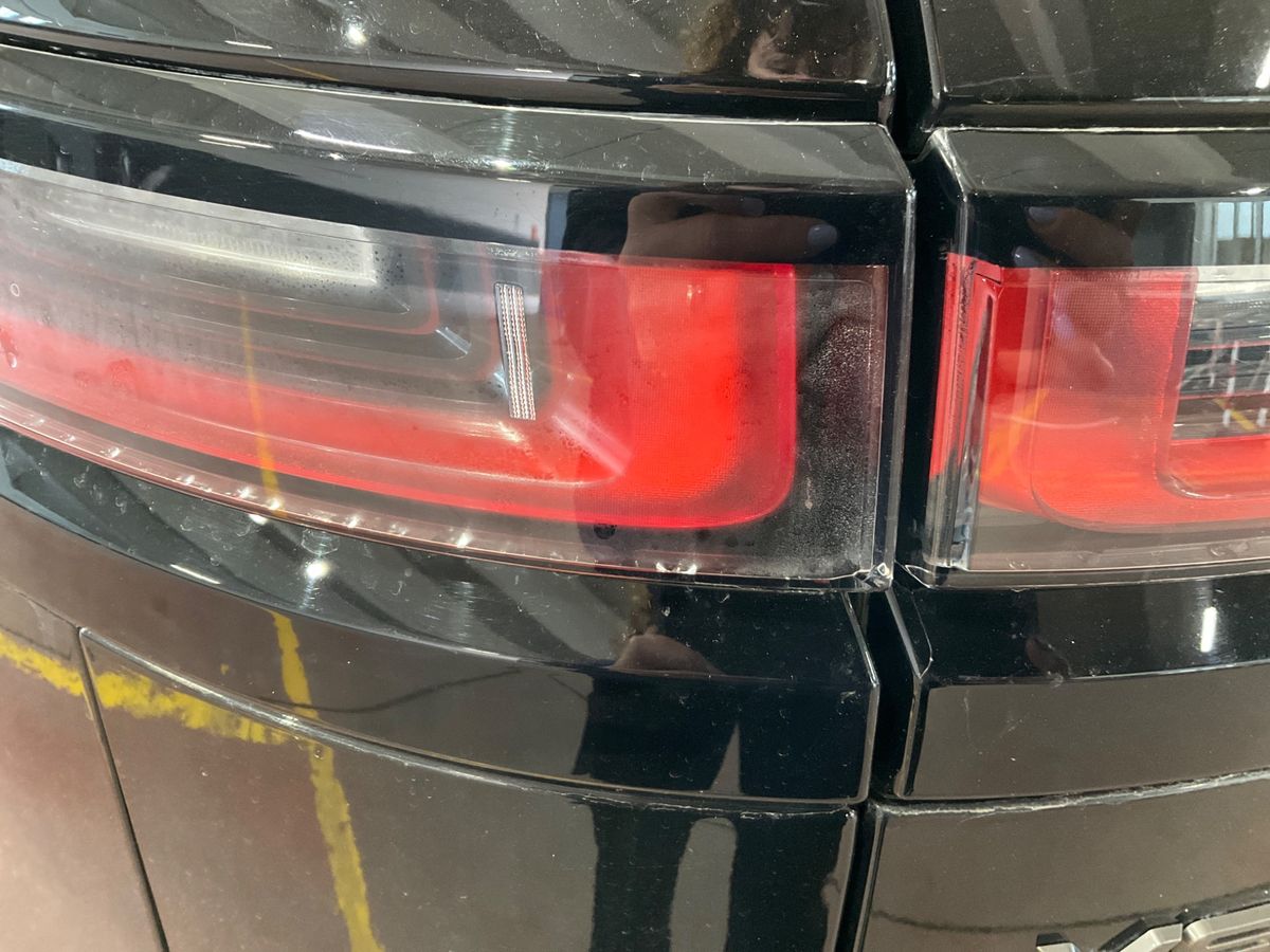 Land Rover 2021 — photo 38