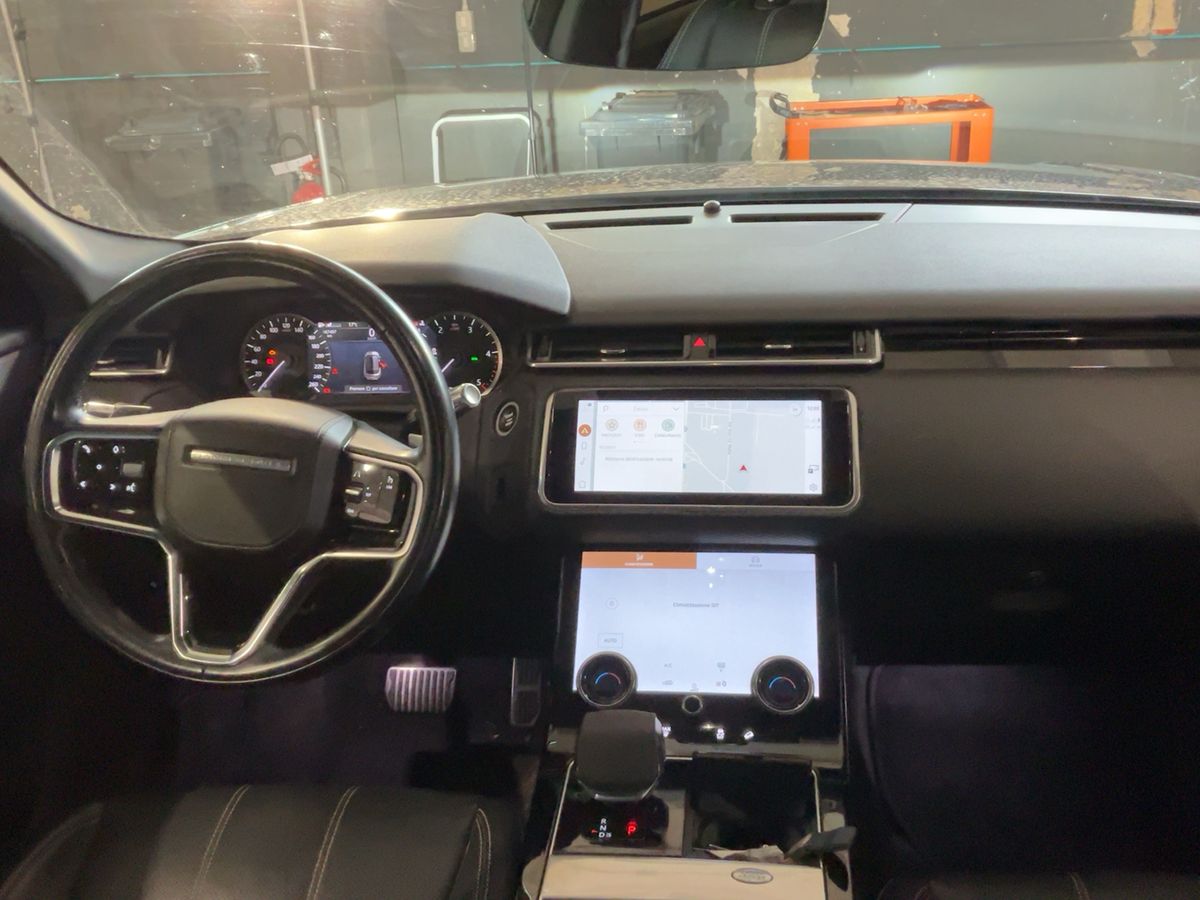 Land Rover 2021 — photo 18