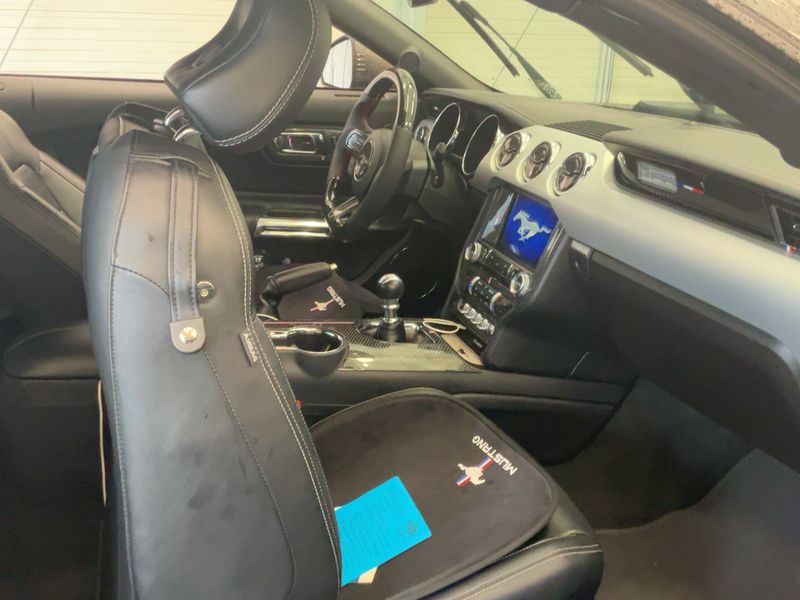 Ford Mustang 2.3 EcoBoost Basis — zdjęcie 11