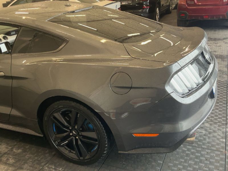 Ford Mustang 2.3 EcoBoost Basis — zdjęcie 3