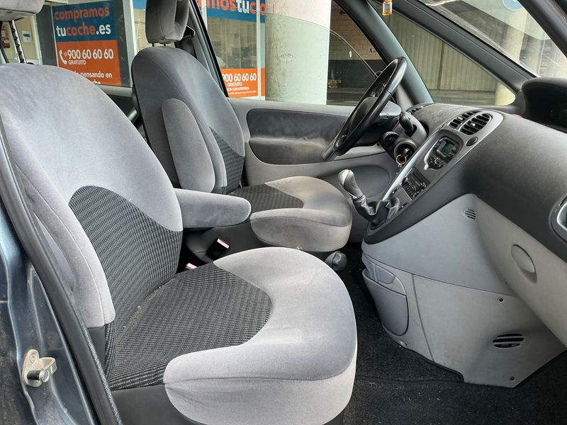 Citroen Xsara Picasso 1.6 LX Plus — zdjęcie 3