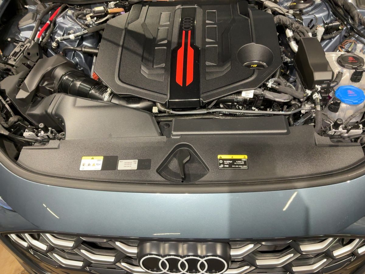 Audi S5 2024 — photo 23