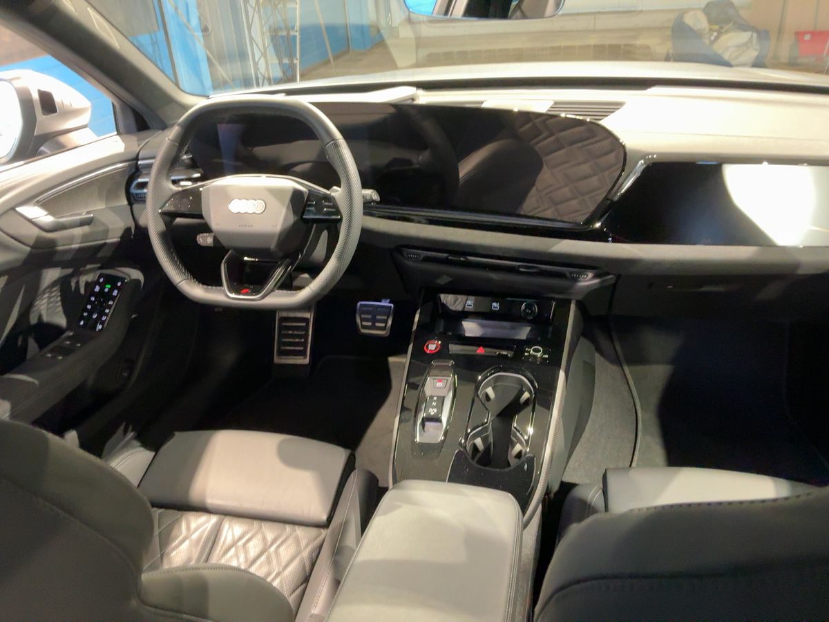 Audi S5 2024 — photo 19