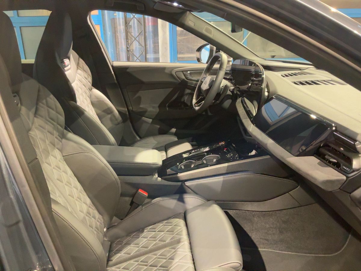 Audi S5 2024 — photo 18