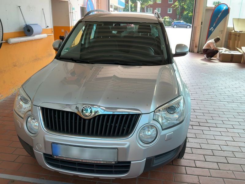 Skoda Yeti 2.0 TDI Ambition Plus Edition 2013 – снимка 14
