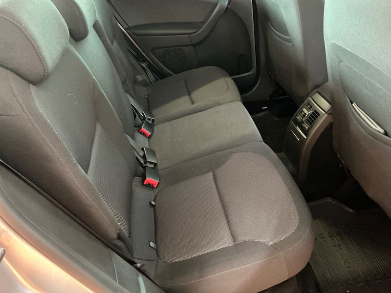 Skoda Yeti 2.0 TDI Ambition Plus Edition 2013 – снимка 31