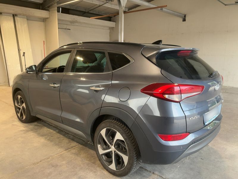 Hyundai Tucson 2.0 CRDi Xpossible 4WD — zdjęcie 3