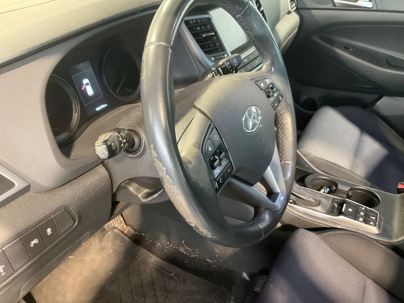 Hyundai Tucson 2.0 CRDi Xpossible 4WD 2016 – снимка 25