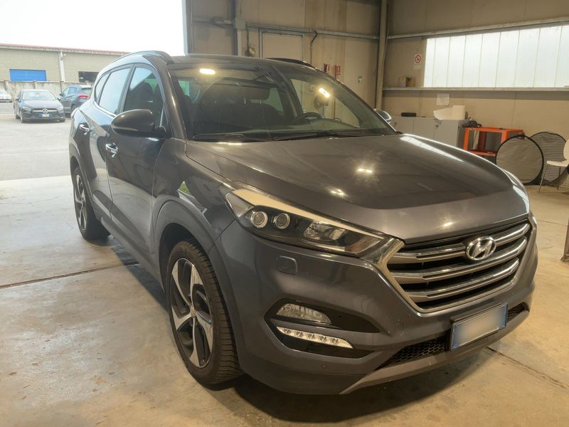 Hyundai Tucson 2.0 CRDi Xpossible 4WD — zdjęcie 8