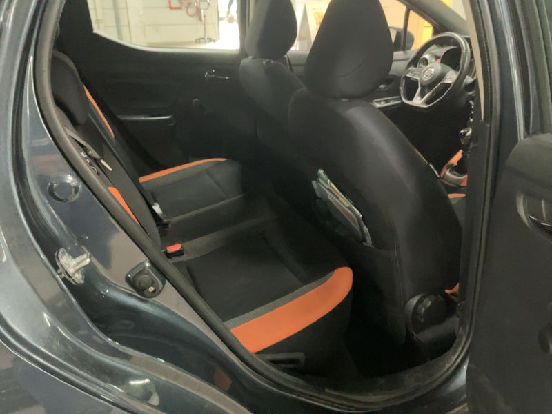 Nissan Micra 1.0 Business — zdjęcie 14