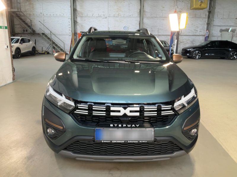 Dacia Sandero 1.0 TCe LPG Stepway Extreme+ 2025 – снимка 14