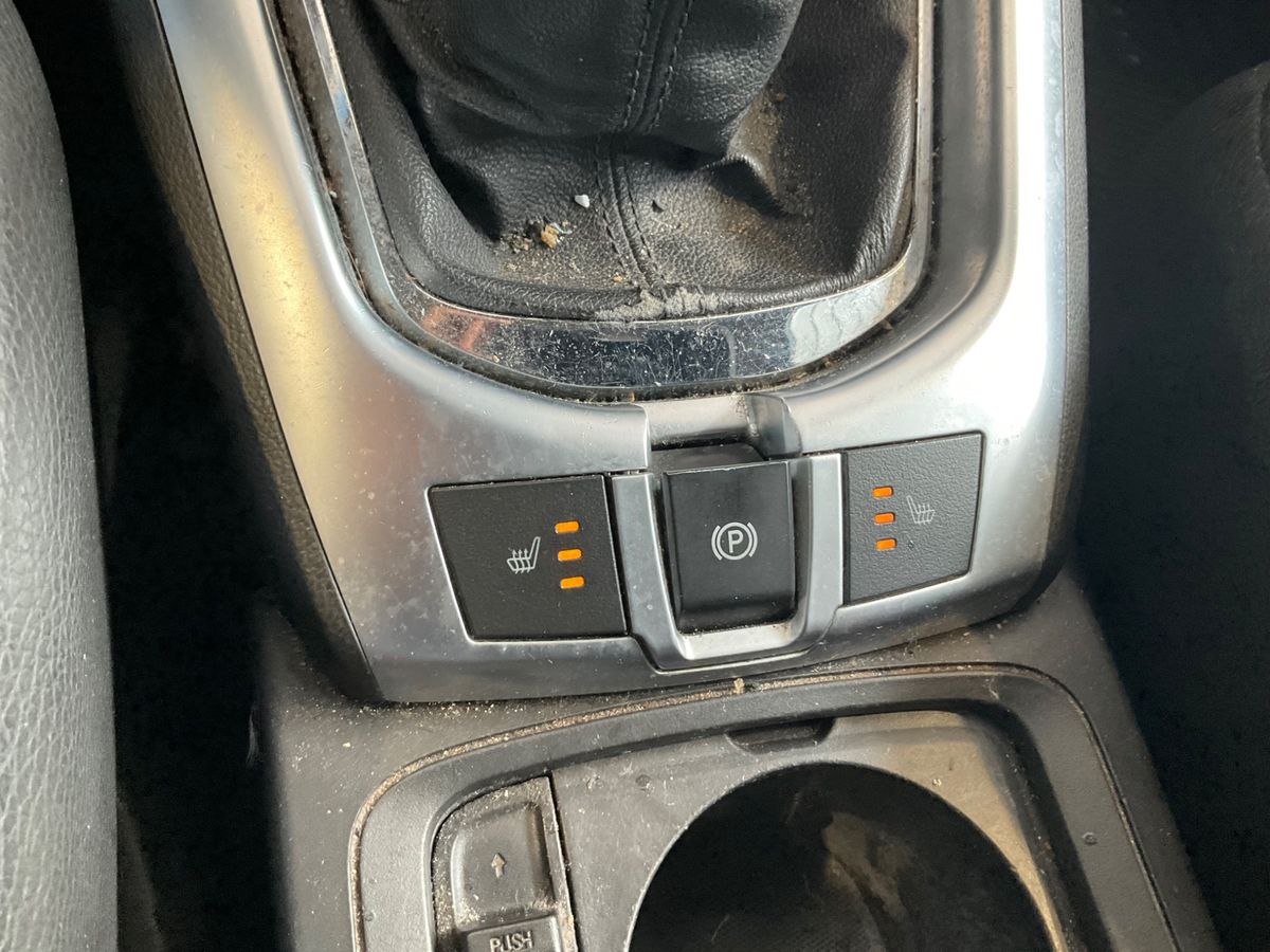 Opel Antara 2012 — photo 7
