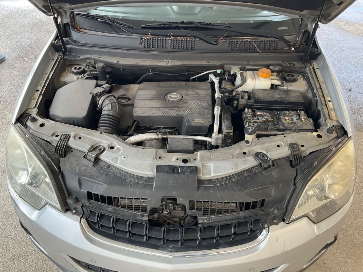 Opel Antara 2012 — photo 9
