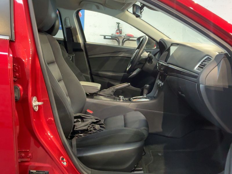 Mazda 6 2.0 Center-Line — zdjęcie 11