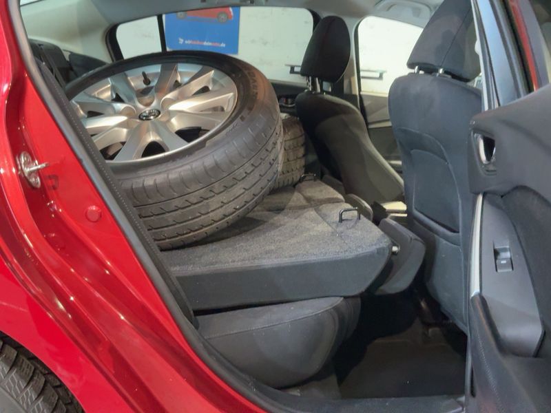 Mazda 6 2.0 Center-Line — zdjęcie 14